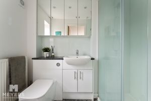 En-Suite- click for photo gallery